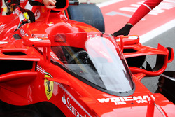 Sebastian Vettel, Ferrari SF70H, cockpit shield