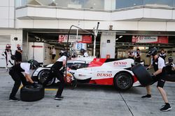 #8 Toyota Gazoo Racing Toyota TS050 Hybrid: Anthony Davidson, Sébastien Buemi, Kazuki Nakajima