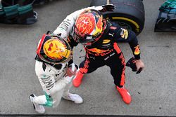 Race winner Lewis Hamilton, Mercedes AMG F1 celebrates in parc ferme with Max Verstappen, Red Bull Racing