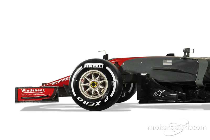 Haas VF-17: Frontpartie