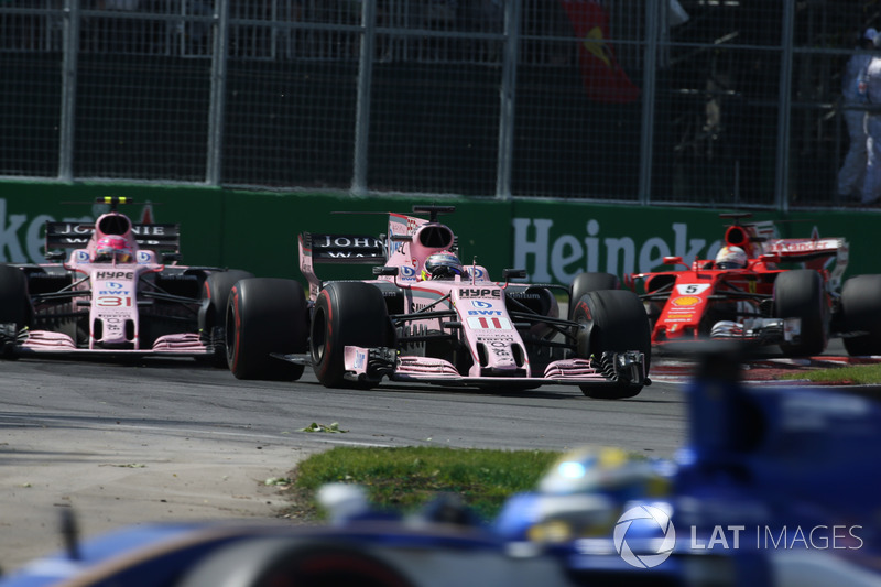 Sergio Perez, Sahara Force India F1 VJM10, Esteban Ocon, Sahara Force India F1 VJM10