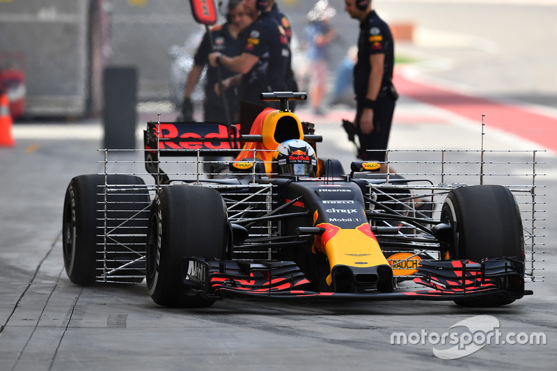 Daniel Ricciardo, Red Bull Racing RB13 met aero sensors