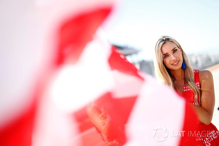 Chica de la parrilla