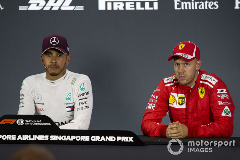 Lewis Hamilton, Mercedes AMG F1 e Sebastian Vettel, Ferrari, in conferenza stampa
