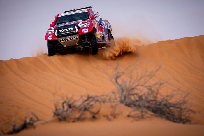 #304 Toyota Gazoo Racing: Giniel De Villiers, Alex Haro Bravo
