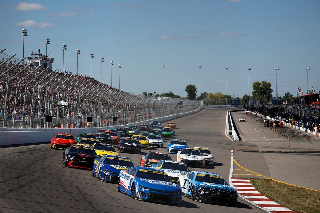 Kyle Larson, Hendrick Motorsports Chevrolet, William Byron, Hendrick Motorsports Chevrolet