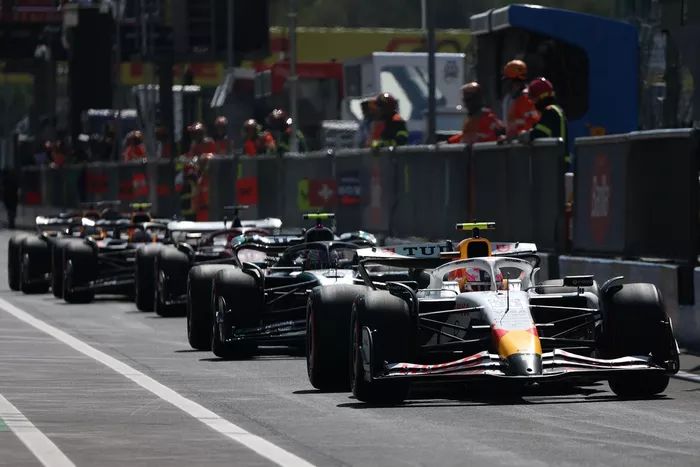 Liam Lawson, Equipo Racing Bulls, Andrea Kimi Antonelli, Mercedes