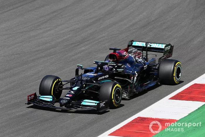 Lewis Hamilton, Mercedes W12