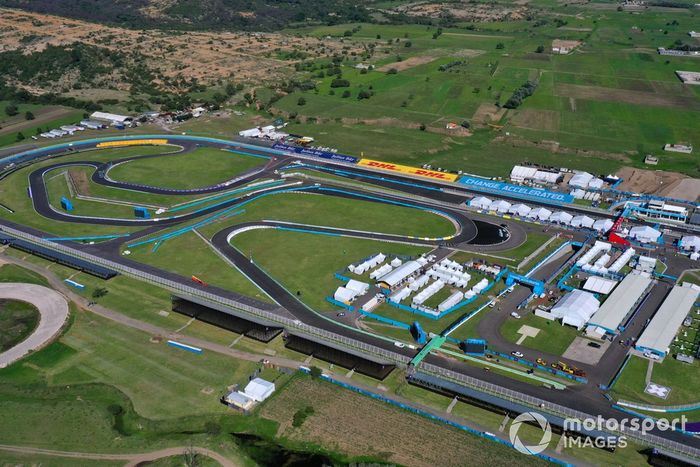 Vista aérea del Autódromo Miguel E. Abed