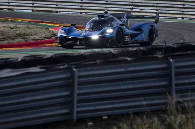 Alpine A424