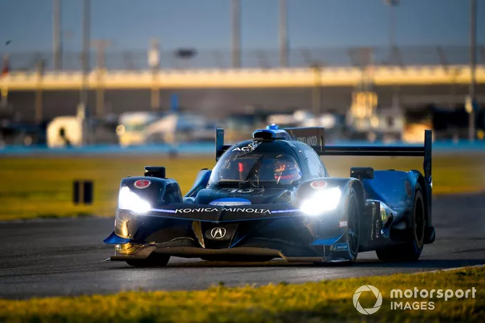 #10 Wayne Taylor Racing Acura ARX-05 Acura DPi: Ricky Taylor, Filipe Albuquerque, Alexander Rossi, Helio Castroneves