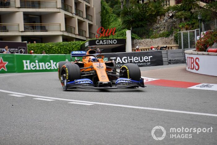 Carlos Sainz Jr., McLaren MCL34