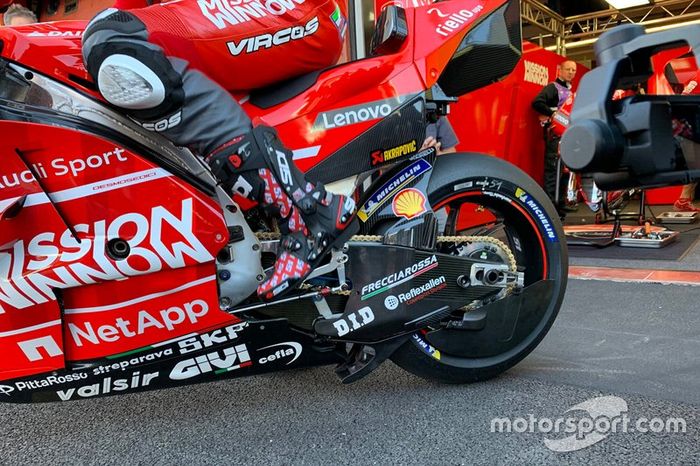 Cubierta del disco de freno trasero de la Ducati Team