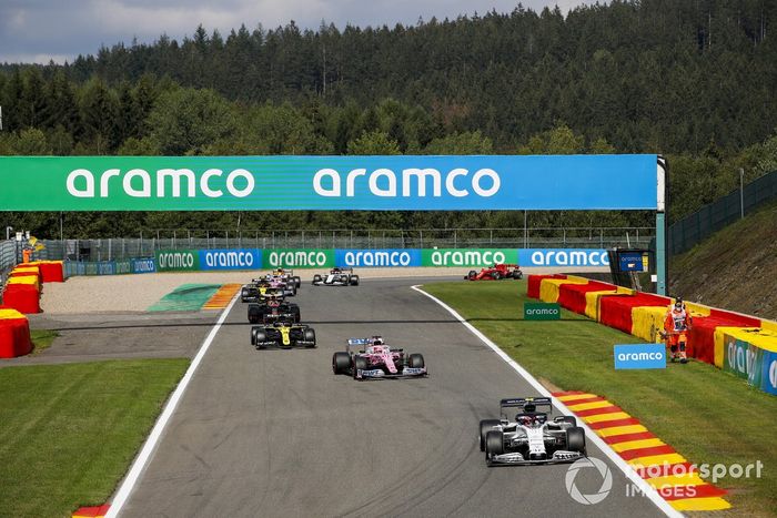 Pierre Gasly, AlphaTauri AT01, Sergio Pérez, Racing Point RP20, Daniel Ricciardo, Renault F1 Team R.S.20