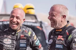 #347 Maxxis Dakar Team: Tim Coronel, Tom Coronel 