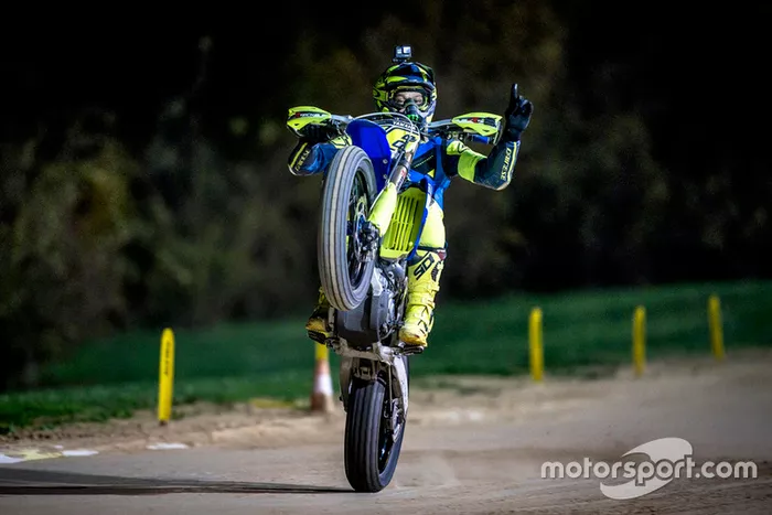 Valentino Rossi en acción