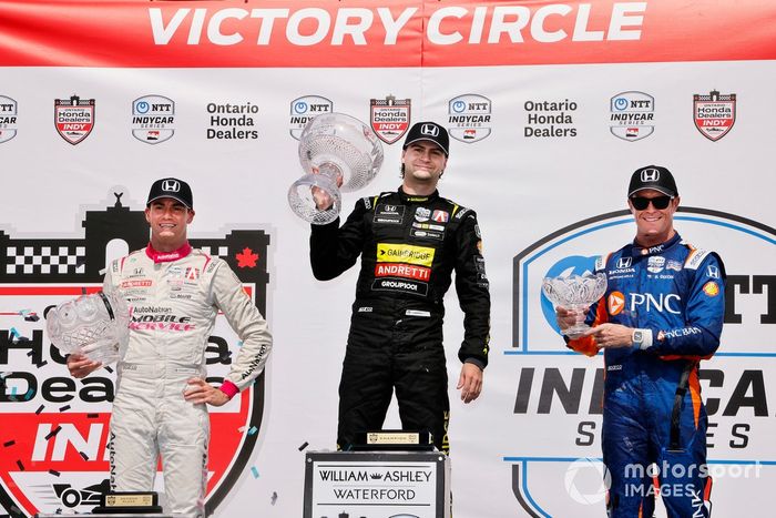 Kyle Kirkwood, Andretti Global Honda, Colton Herta, Andretti Global c/ Curb-Agajanian Honda, Scott Dixon, Chip Ganassi Racing Honda, podio