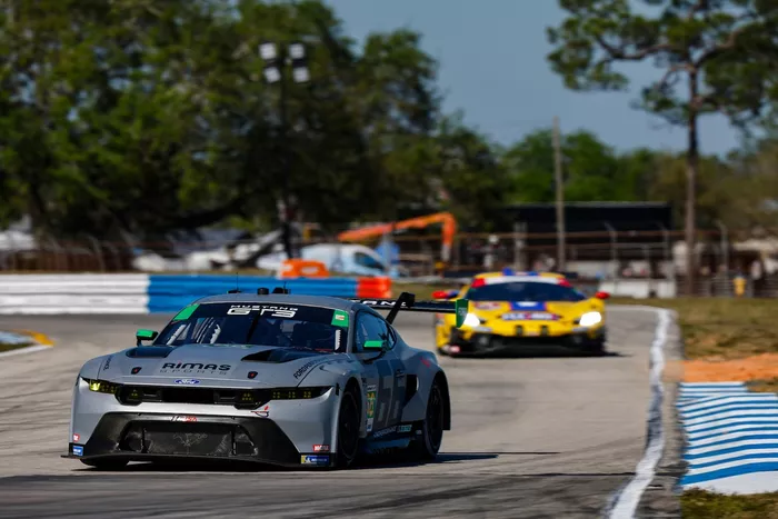 #66 Gradient Racing Ford Mustang GT3: Joey Hand, Till Bechtolsheimer, Tatiana Calderon