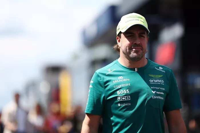 Fernando Alonso, Aston Martin Racing