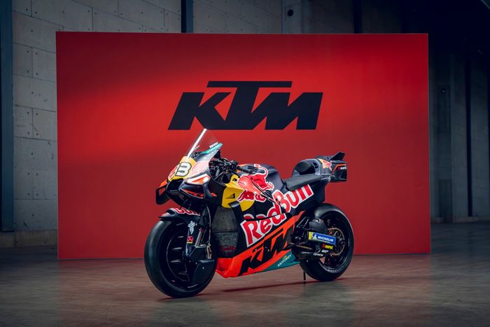 Livery Tim Balap Pabrik Red Bull KTM