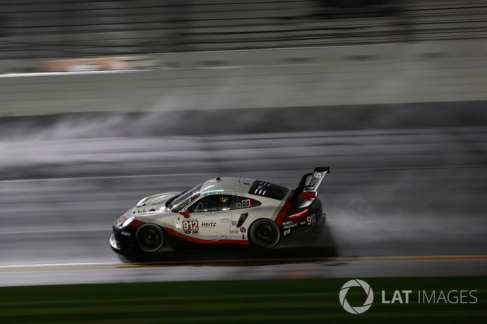 #912 Porsche Team North America Porsche 911 RSR, GTLM: Gianmaria Bruni, Laurens Vanthoor, Earl Bamber