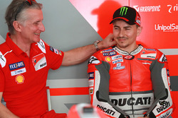 Спортивний директор Паоло Чіабатті, Хорхе Лоренсо, Ducati Team