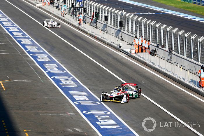 Daniel Abt, Audi Sport ABT Schaeffler regresa al garaje cuando José María López, Dragon Racing, abandona los boxes