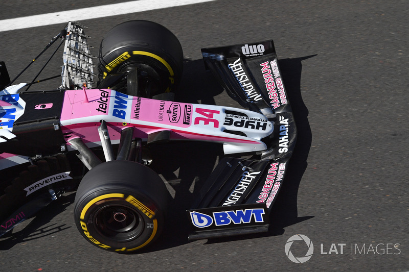 Detalle del alerón delantero del Force India VJM11