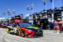 Martin Truex Jr., Furniture Row Racing, Toyota Camry 5-hour ENERGY/Bass Pro Shops