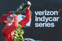 Переможець Скотт Діксон, Chip Ganassi Racing Chevrolet