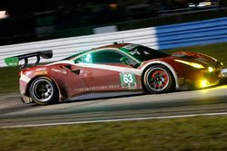 #63 Scuderia Corsa Ferrari 488 GTD: Christina Nielsen, Alessandro Balzan, Jeff Segal