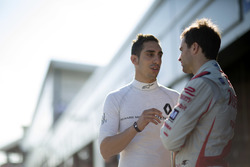 Sébastien Buemi, Renault e.Dams; Jérôme d'Ambrosio, Dragon Racing