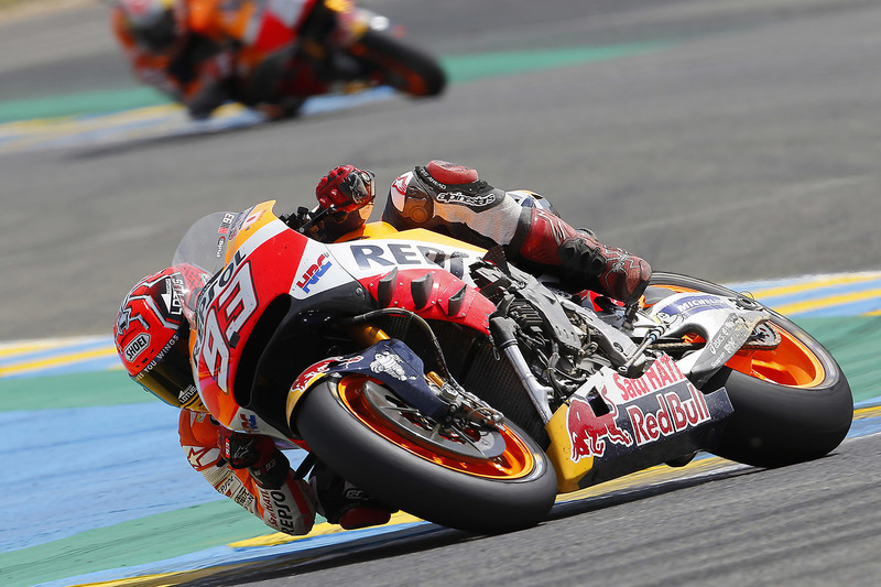 Marc Márquez, Repsol Honda Team con daño por la caída