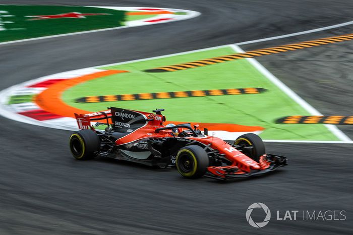 Fernando Alonso, McLaren MCL32