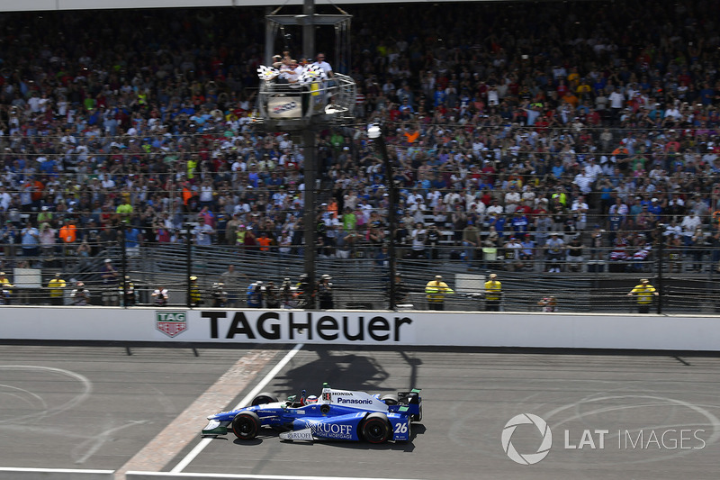 6. 歴史的快挙。佐藤琢磨、インディ500優勝の瞬間