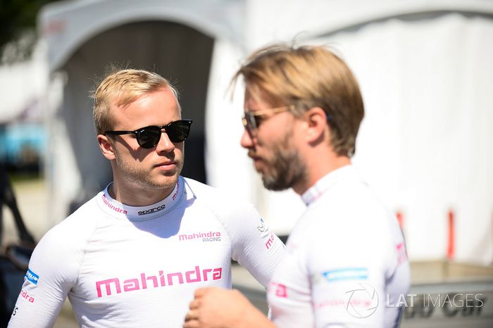 Felix Rosenqvist, Mahindra Racing, and Nick Heidfeld, Mahindra Racing