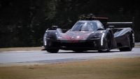 Cadillac V-LMDh en la pista de Road Atlanta