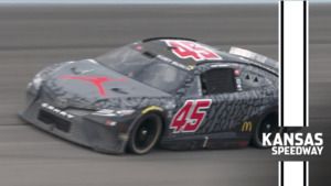 NASCAR Cup: Kurt Busch vs Kyle Larson