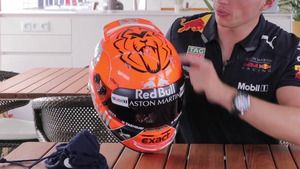 Max Verstappen revela su casco naranja para Spa 2018