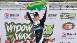 Nelsinho Piquet relembra 1ª vitória na NASCAR