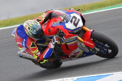 Honda überrascht im Training: Leon Camier im Spitzenfeld dabei