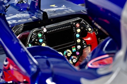 Formel-1-Neuling Albon: Lenkrad verstehen und nutzen!
