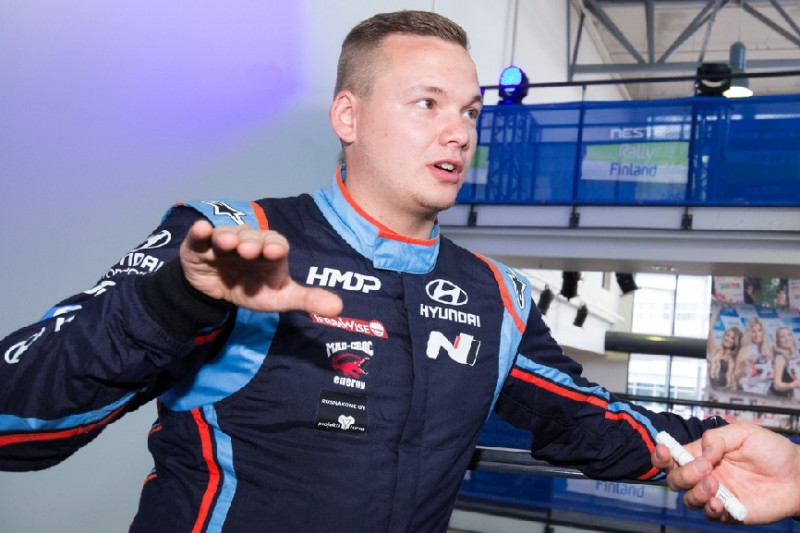 Finnischer Nachwuchs-Pilot Huttunen fährt sich aufs WRC-Radar