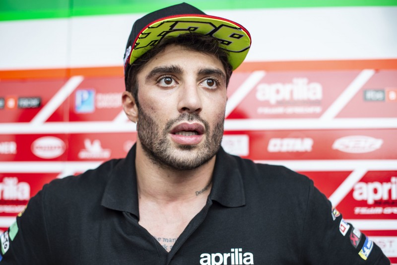 Andrea Iannone präsentiert Männerduft: Hat