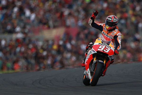 Márquez impone récord y logra su triunfo 13 del año en Valencia