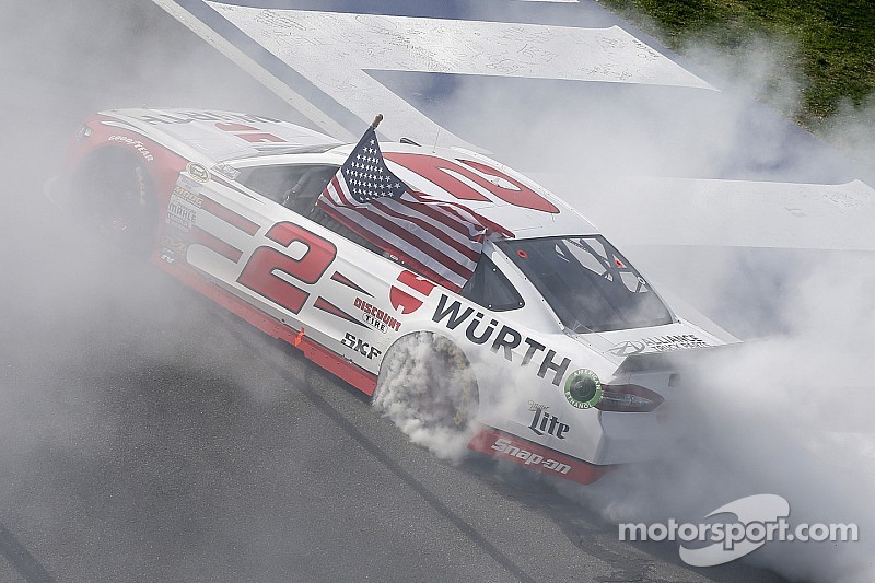 Brad Keselowski takes last lap win in Fontana