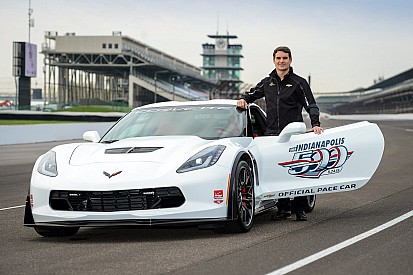 Jeff Gordon manejar&aacute; el pace car de Indy 500