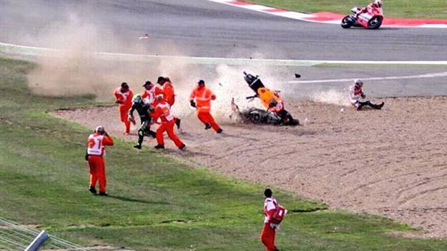 Marquez perde 2 punti sulla licenza a Silverstone