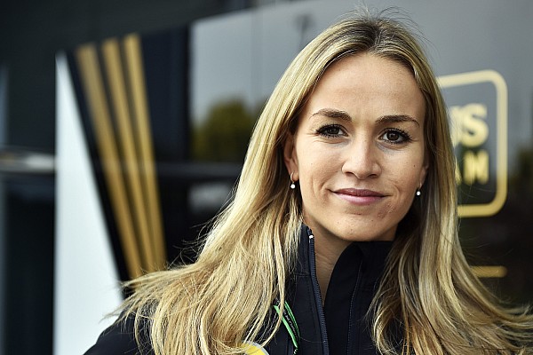 Mitch Evans frustrado al ver a Carmen Jord&aacute; en la F1