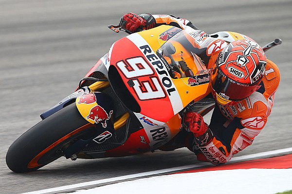 Repsol amenaza con dejar MotoGP por la "patada premeditada" de Rossi